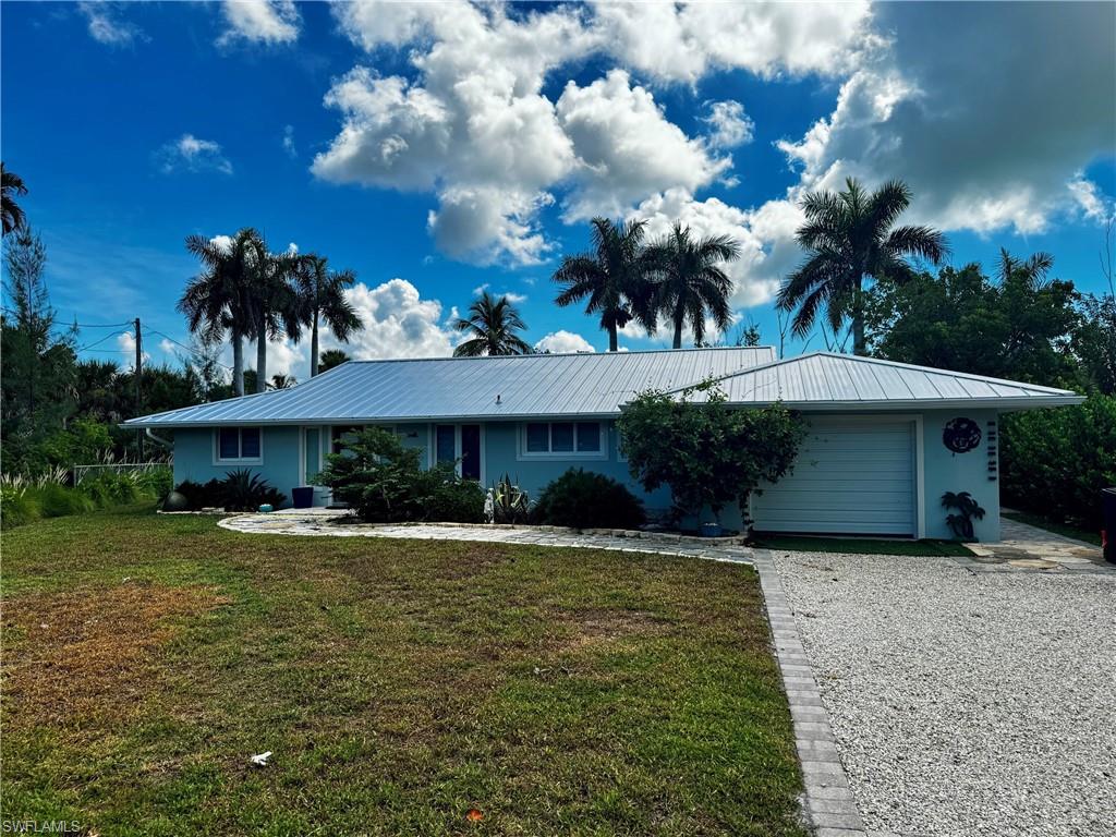 1874 Ibis Ln Property Photo 2