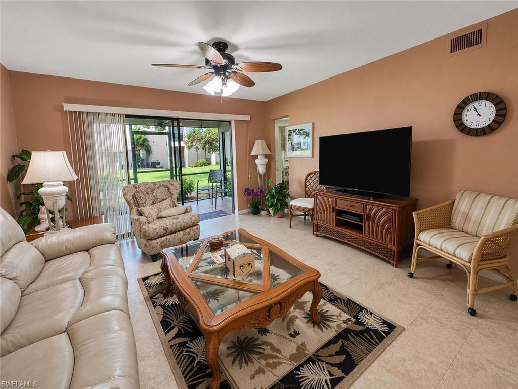 11610 Caravel Cir 108 Property Photo 2