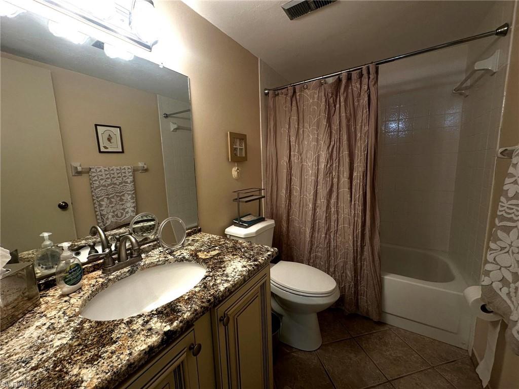 11610 Caravel Cir 108 Property Photo 10