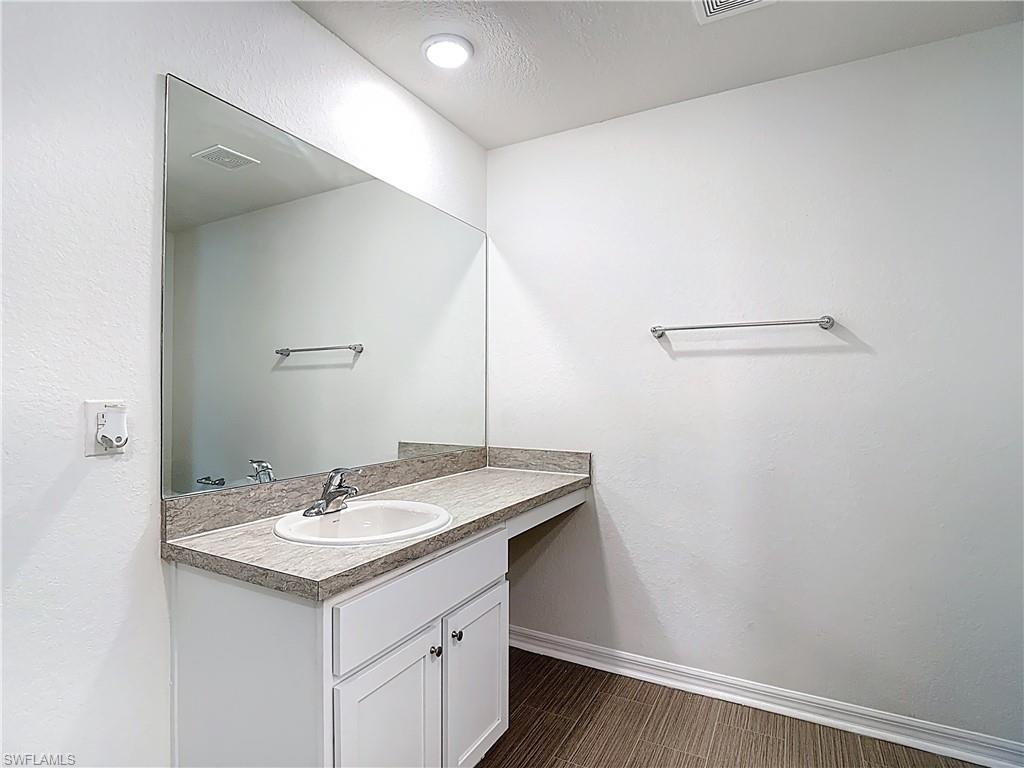 2908 24th St Sw Property Photo 31