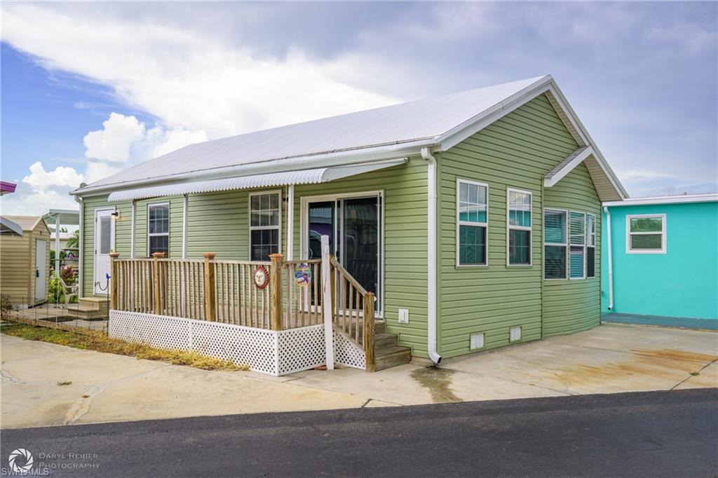 11089 Sunglow LN Property Photo 1