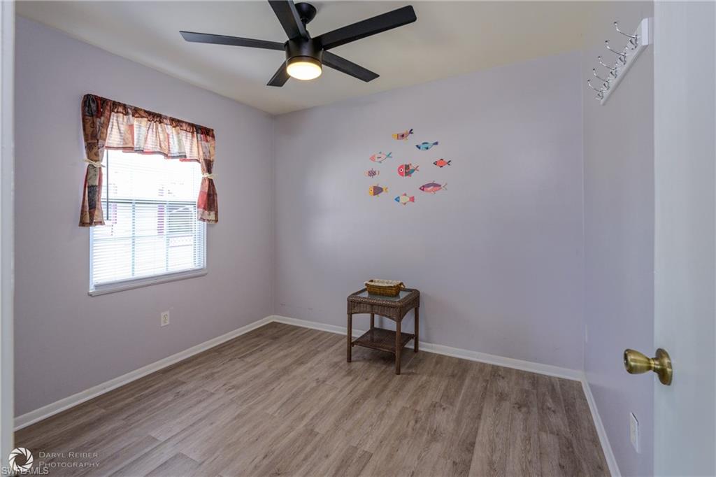 11089 Sunglow Ln Property Photo 6