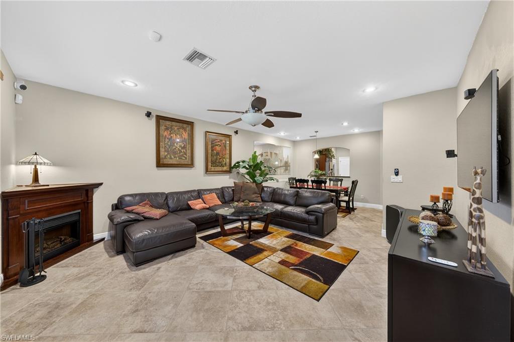 17560 Brickstone Loop Property Photo 2