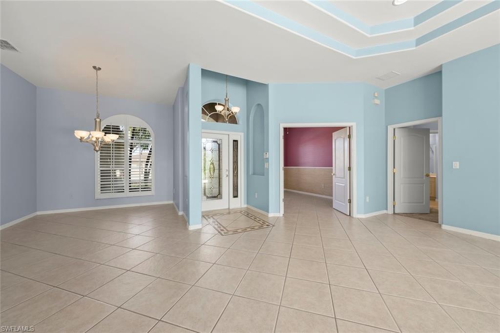 2165 Berkley Way Property Photo 4