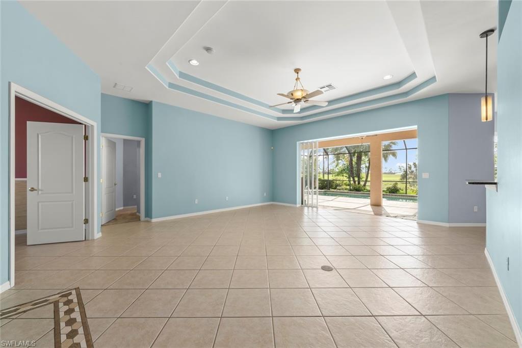 2165 Berkley Way Property Photo 12