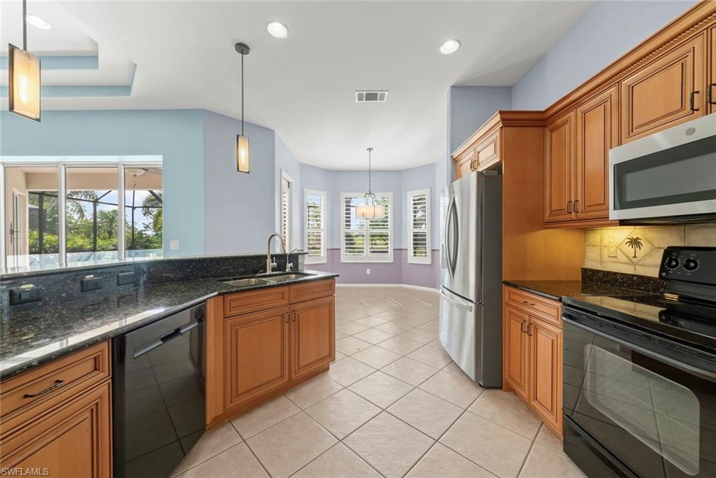 2165 Berkley Way Property Photo 26