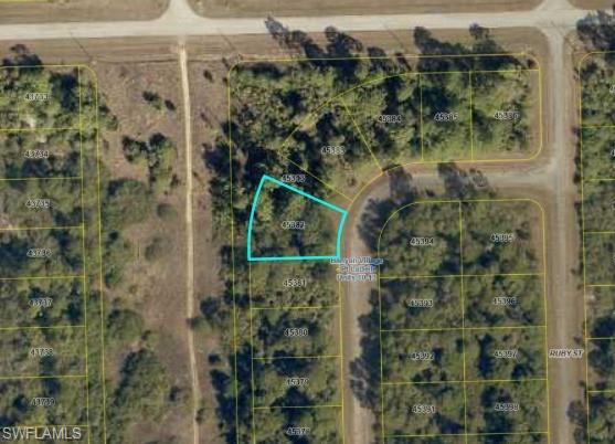 908 Quinton Dr Property Photo 2