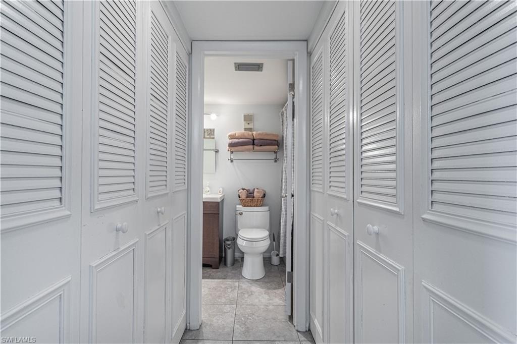 6220 Augusta Dr 307 Property Photo 4