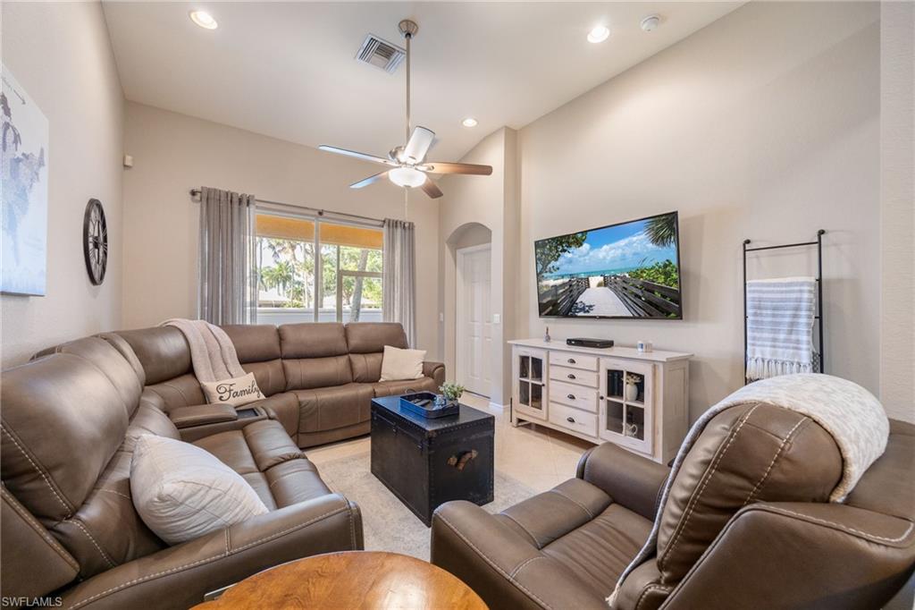 7900 Lake Sawgrass Loop 4612 Property Photo 15