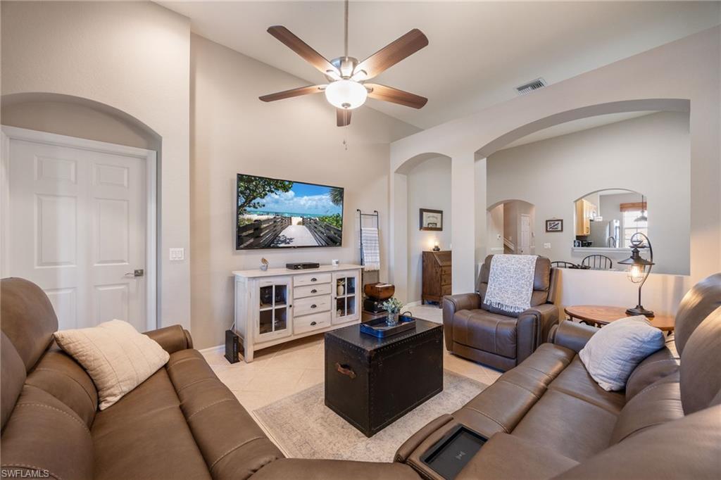 7900 Lake Sawgrass Loop 4612 Property Photo 17