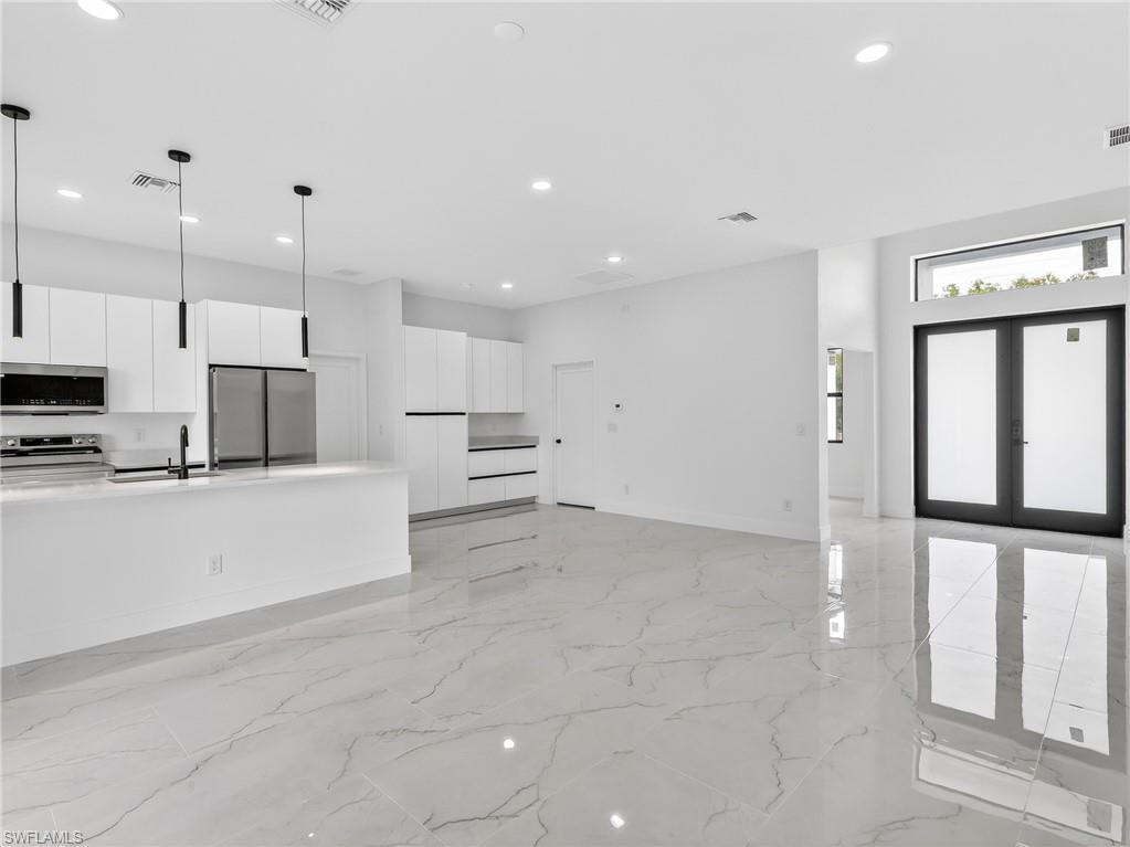 792 Bell Blvd S Property Photo 11