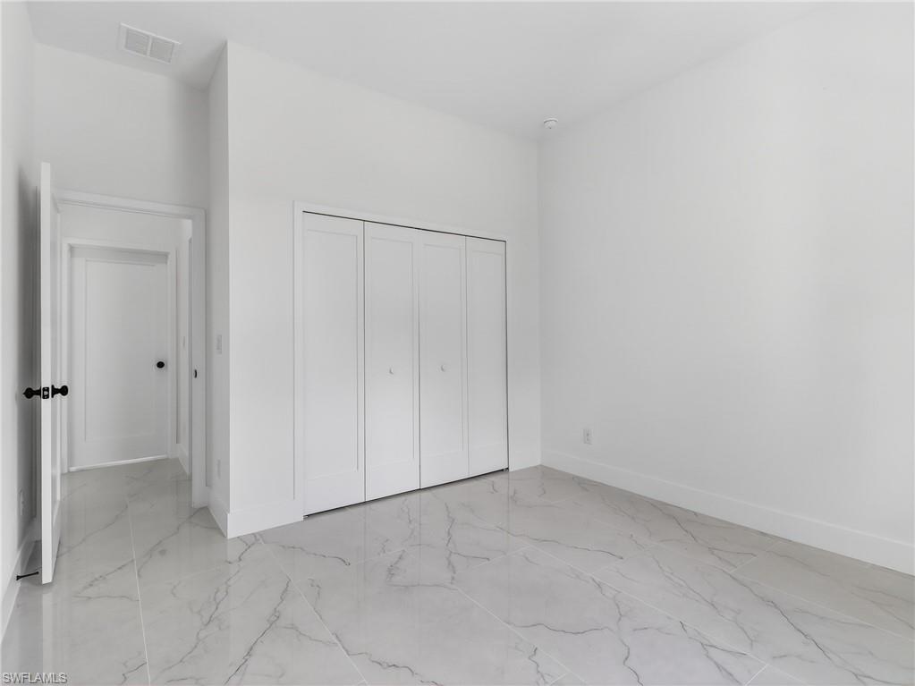 792 Bell Blvd S Property Photo 17