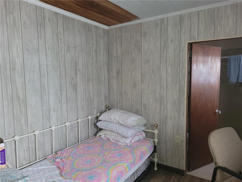1104 Gulf St Property Photo 11