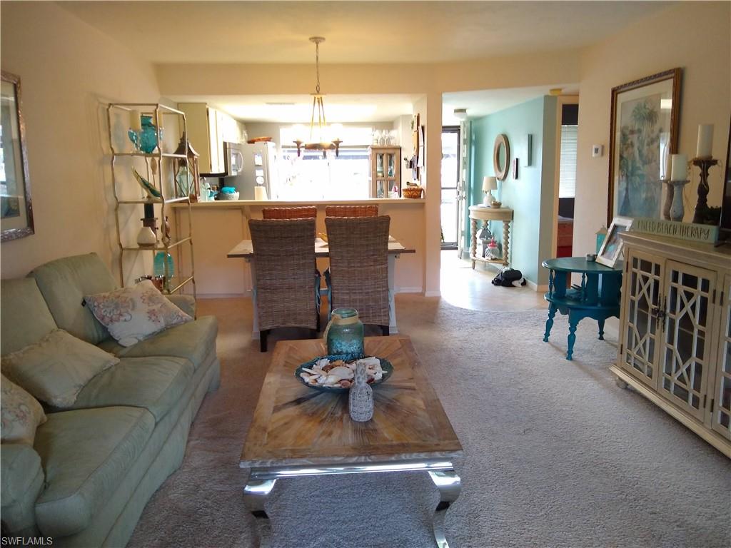 13076 Cross Creek Ct 403 Property Photo 3