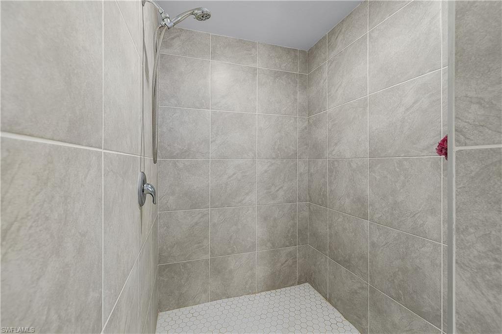 1012 Calvin Ave Property Photo 20