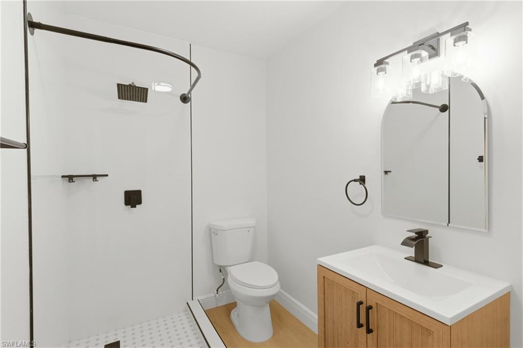363 New York Dr Property Photo 22