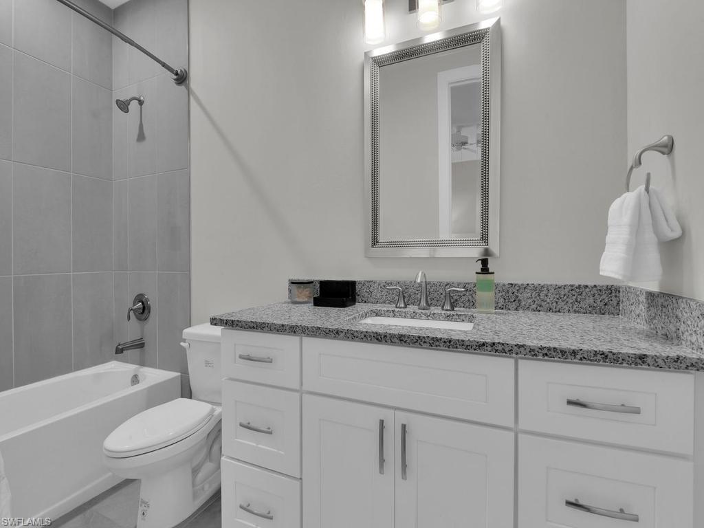 1100 Sw 36th Ter Property Photo 14
