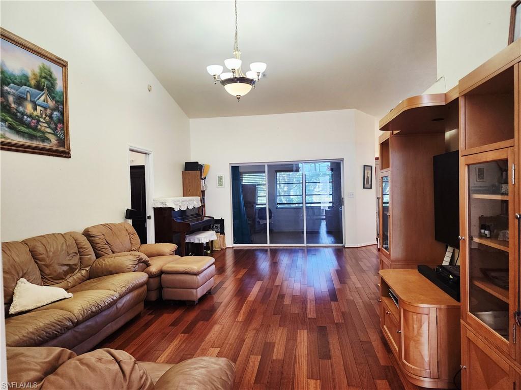 17264 Oriole Rd Property Photo 3