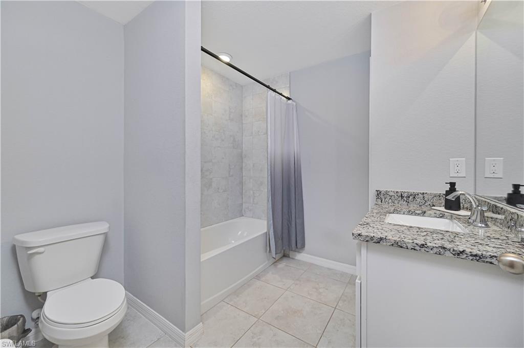 2433 Nw 3rd Ter Property Photo 20
