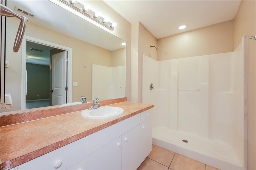 3812 14th St W Property Photo 11