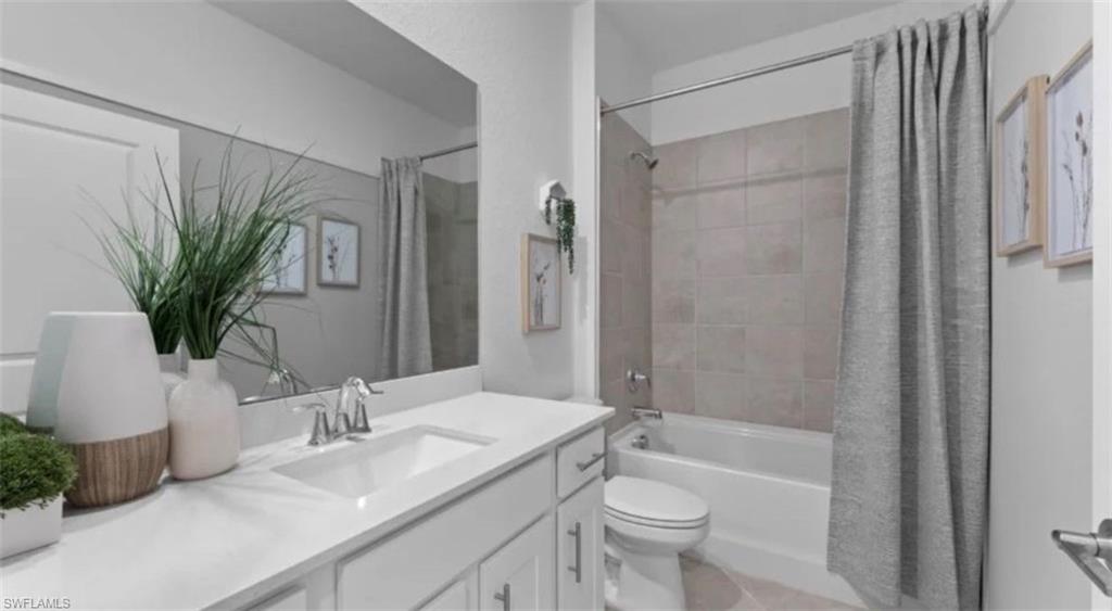 20517 Hazelnut Ct S Property Photo 6