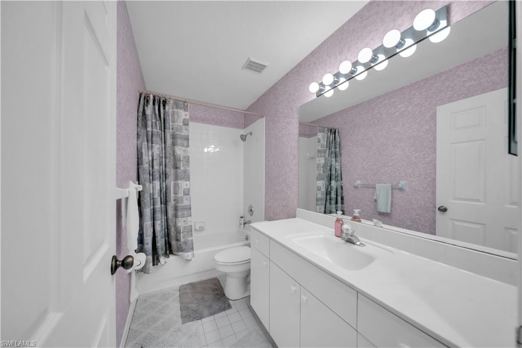8460 Southbridge Dr 3 Property Photo 10