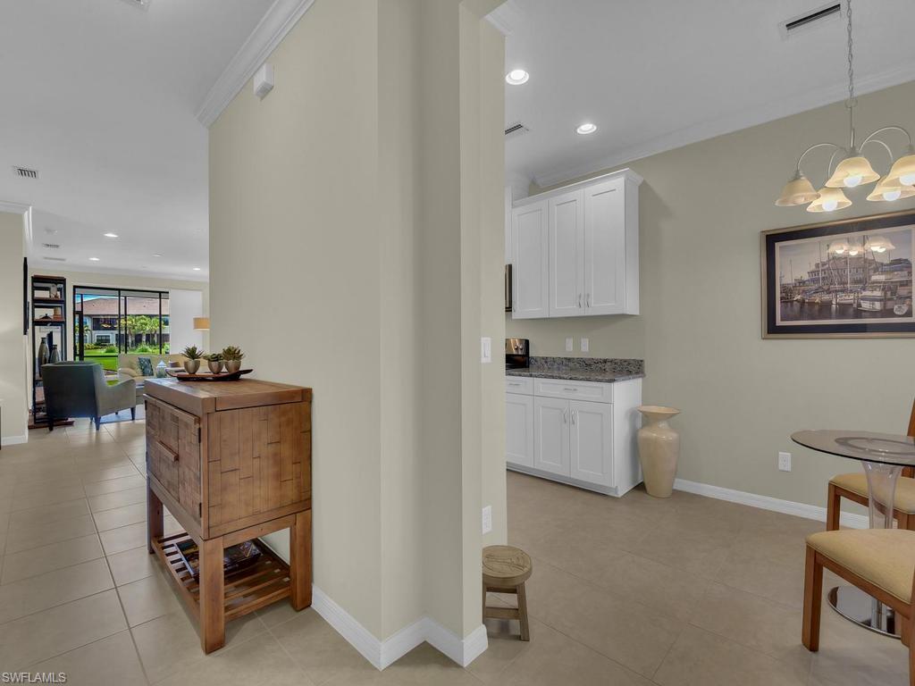 9366 Pocida Ct 103 Property Photo 14
