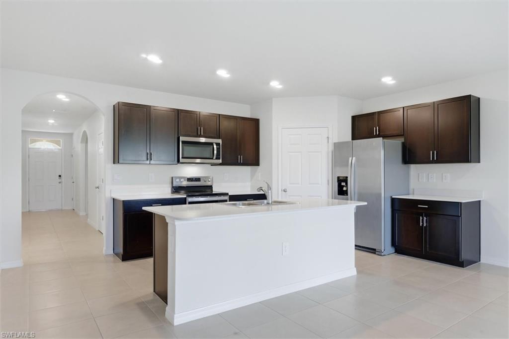 25118 Doredo Dr Property Photo 2