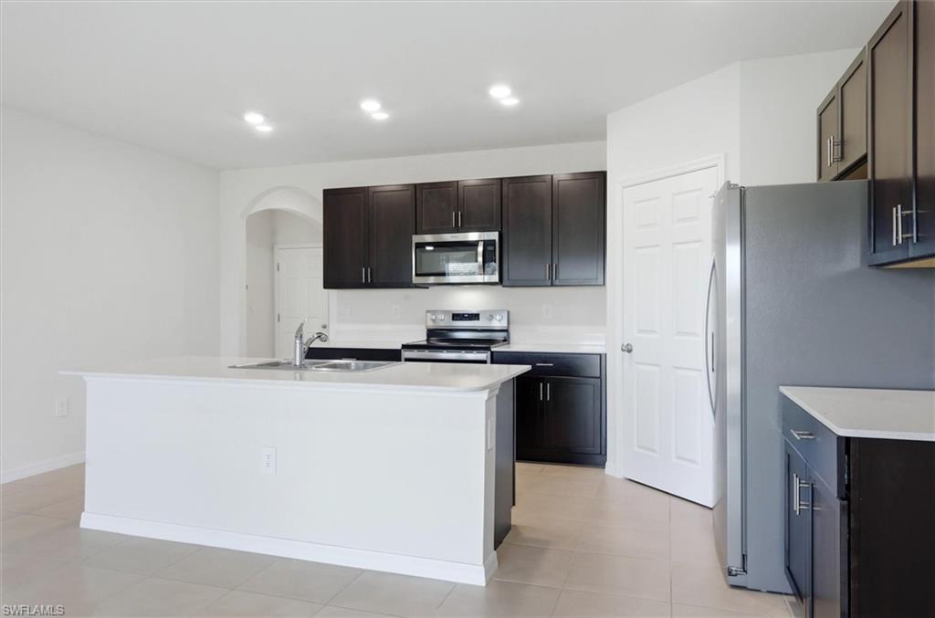 25118 Doredo Dr Property Photo 11