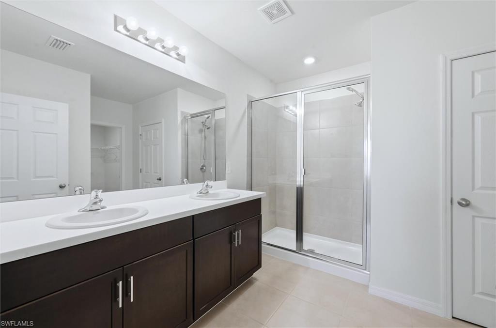 25118 Doredo Dr Property Photo 17