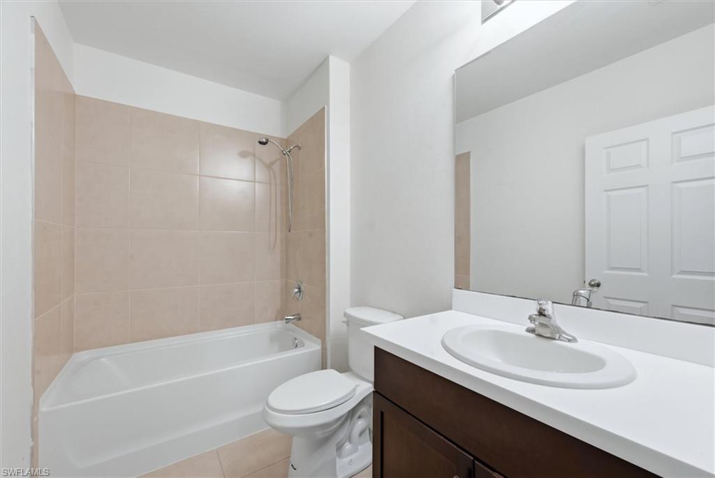 25118 Doredo Dr Property Photo 23
