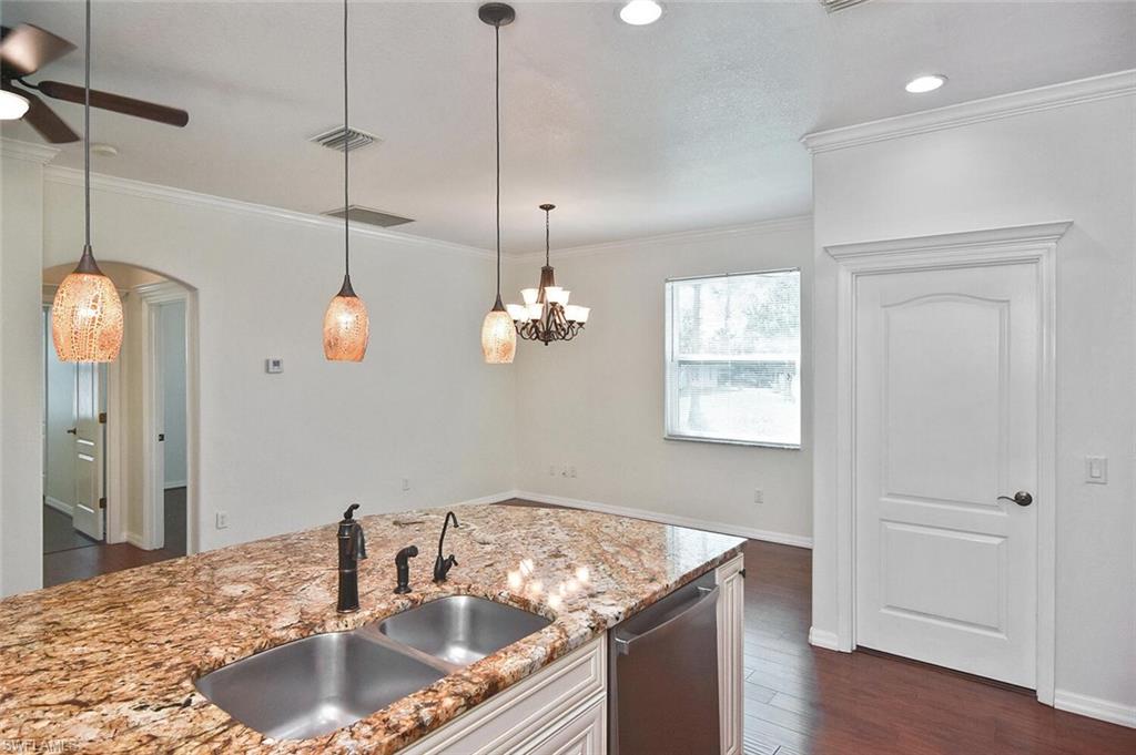 1408 Saracen Ln Property Photo 20