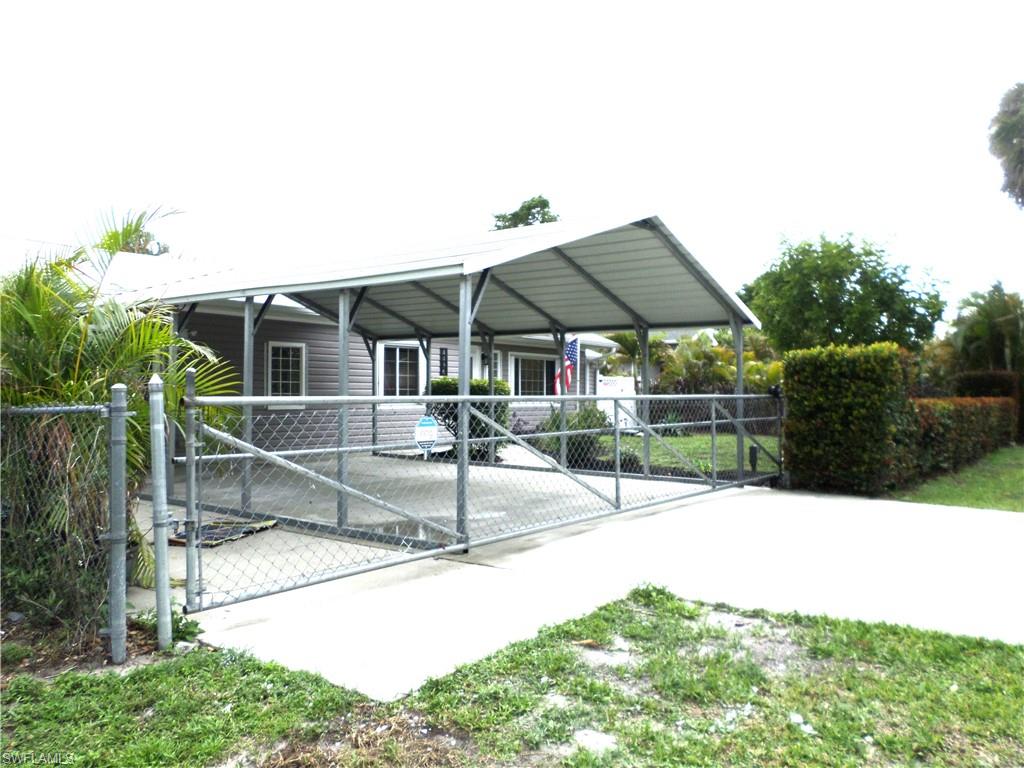 4436 Poinsettia St Property Photo 3