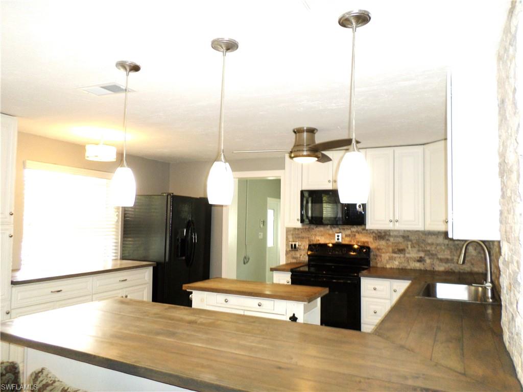 4436 Poinsettia St Property Photo 5