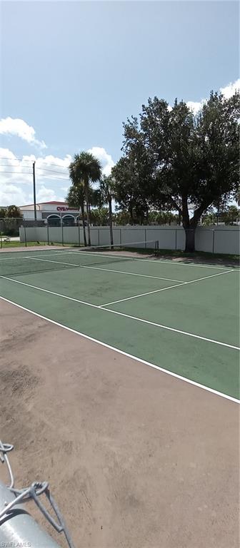 2135 Crystal Dr 45 Property Photo 12