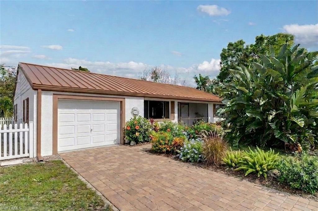 4521 Orchid Blvd Property Photo 2