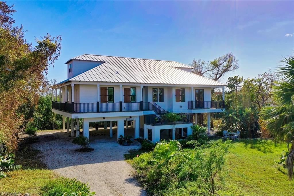 1428 Albatross Rd Property Photo 1