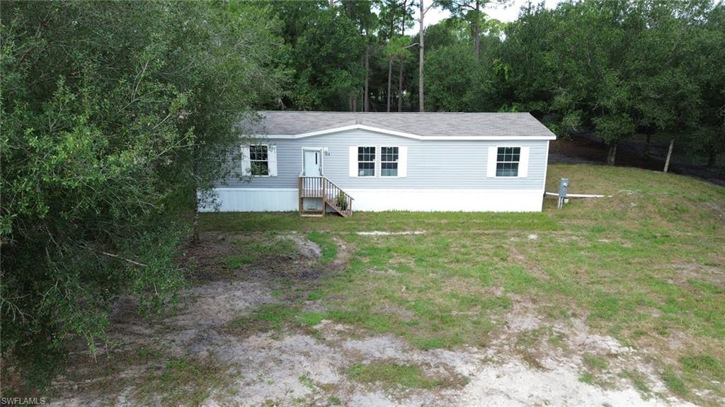 860 N Live Oak St Property Photo 7