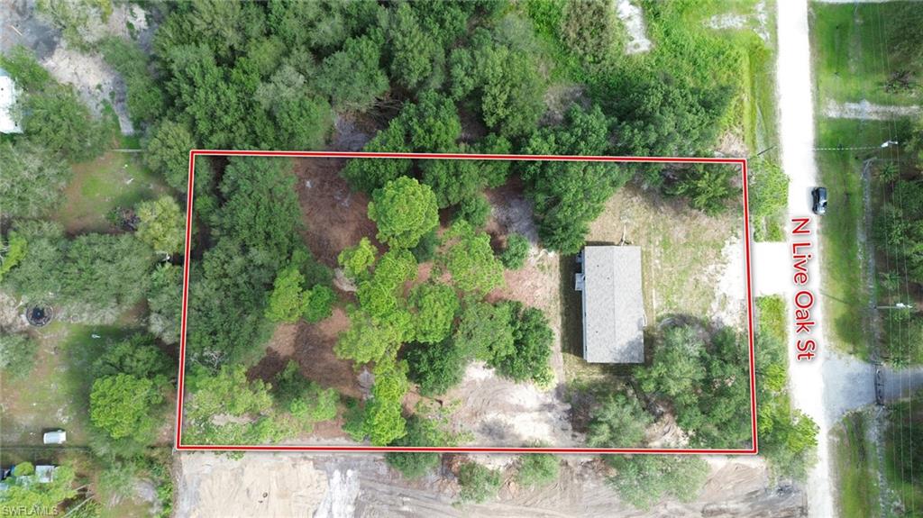 860 N Live Oak St Property Photo 24