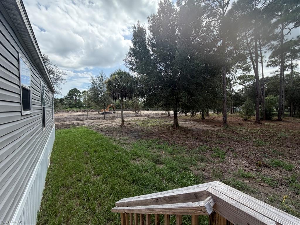 860 N Live Oak St Property Photo 33