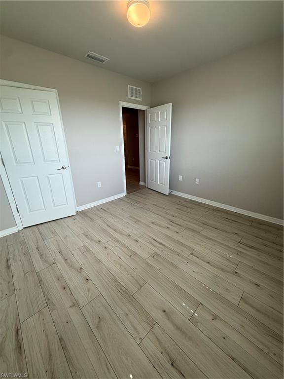 1437 Nw 31st Pl Property Photo 4