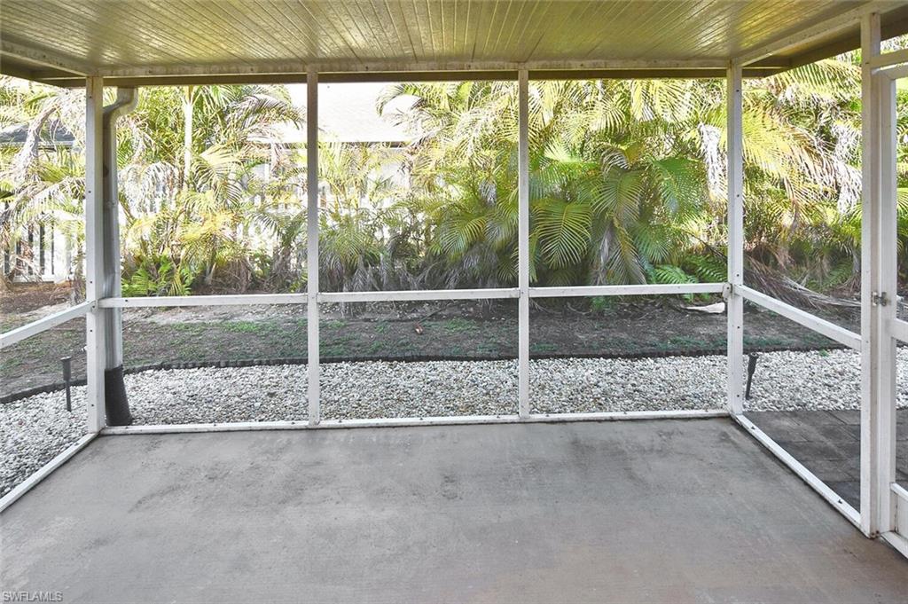 15065 Cloverdale Dr Property Photo 14