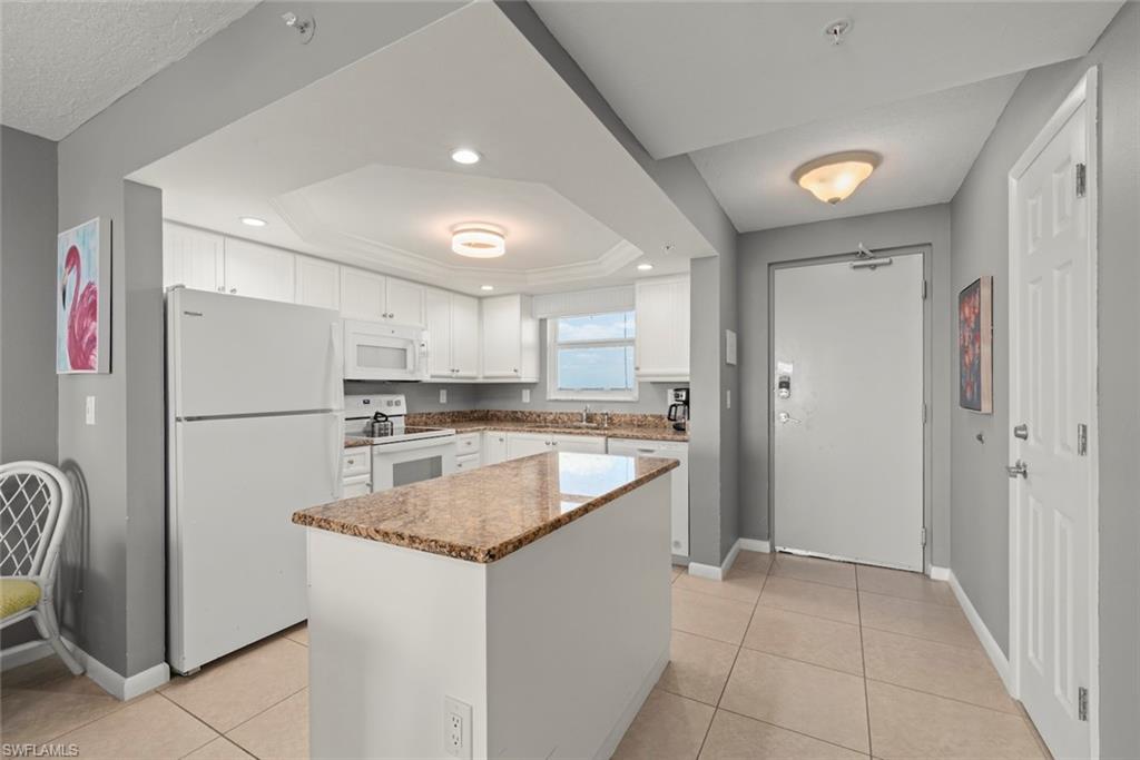 250 Estero Blvd 602 Property Photo 12