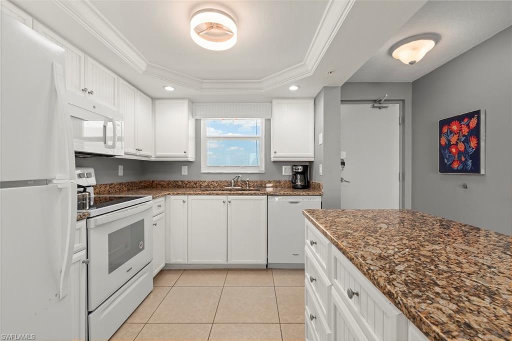 250 Estero Blvd 602 Property Photo 14