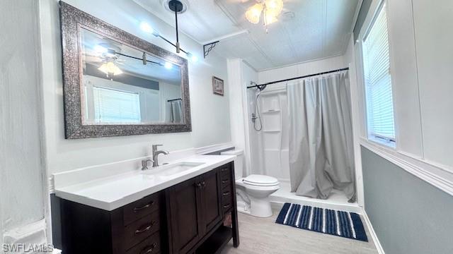 5512 Salem Ln Property Photo 13