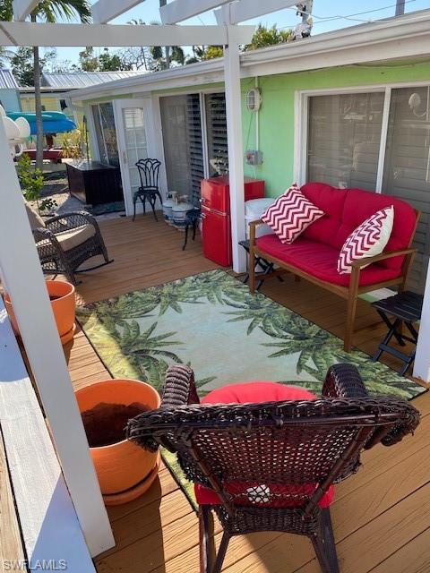 2647 Pine St Property Photo 22