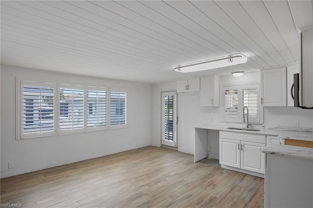 2647 Pine St Property Photo 27