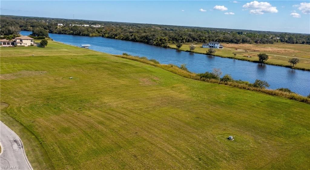 22820 Yellow Button Ln Property Photo 6