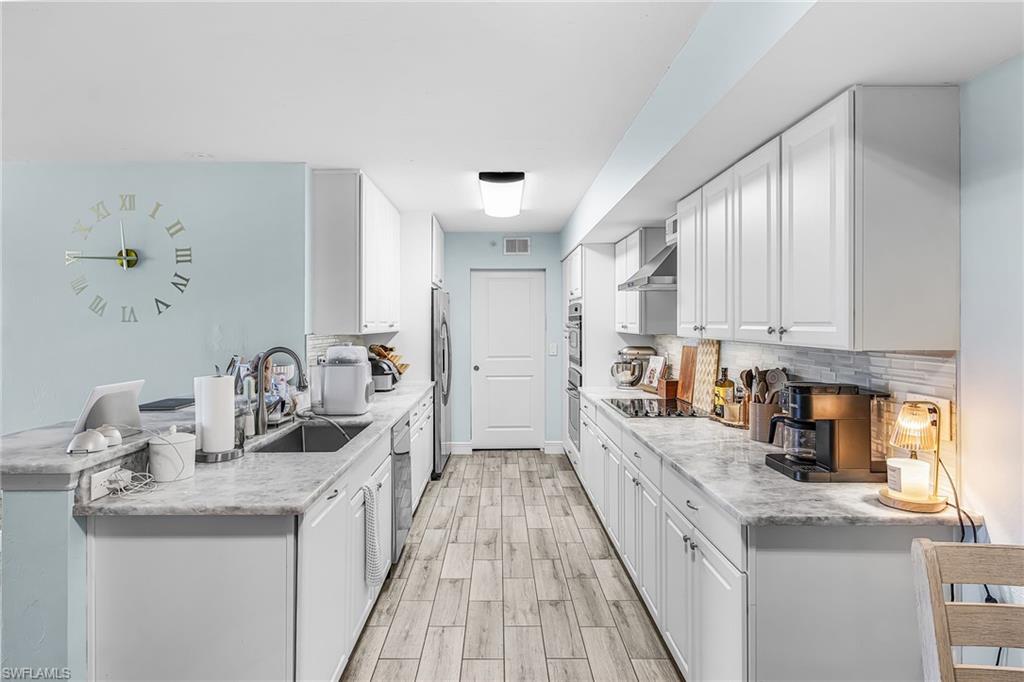 13621 Eagle Ridge Dr 1517 Property Photo 4