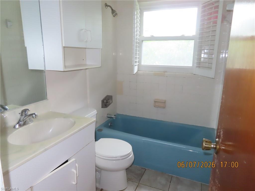 521 Se 35th St Property Photo 8